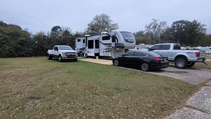 Delta Oaks RV Park Picture 6