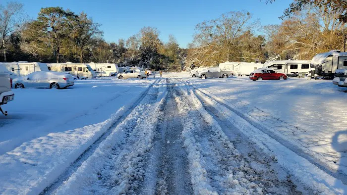 Delta Oaks RV Park Picture 10