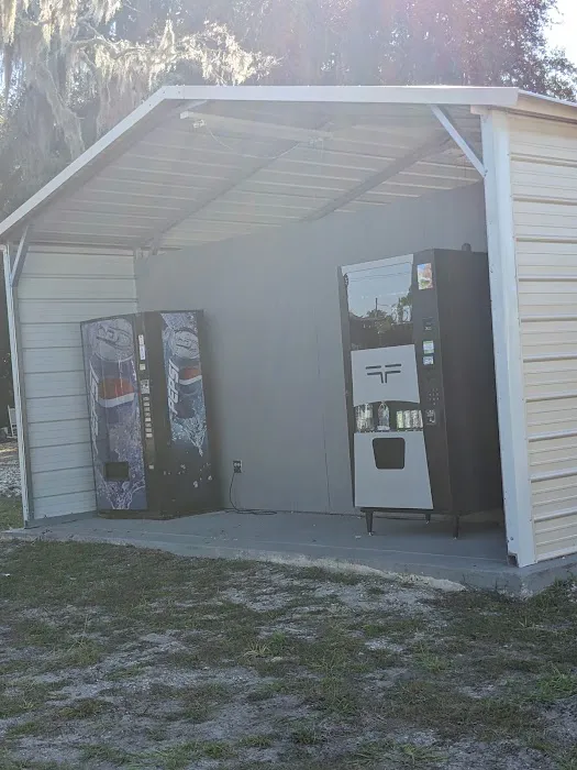 River City RV Park Picture 6