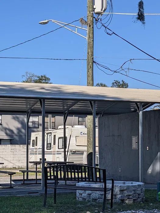 River City RV Park Picture 9