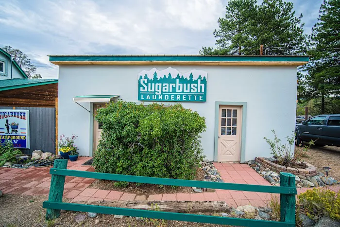 Sugarbush Campground & Liquor Store Picture 9