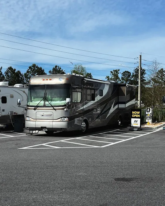 Love's RV Hookup Picture 6