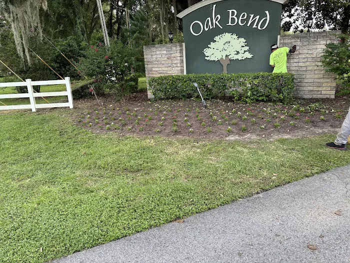 Oak Bend Picture 6