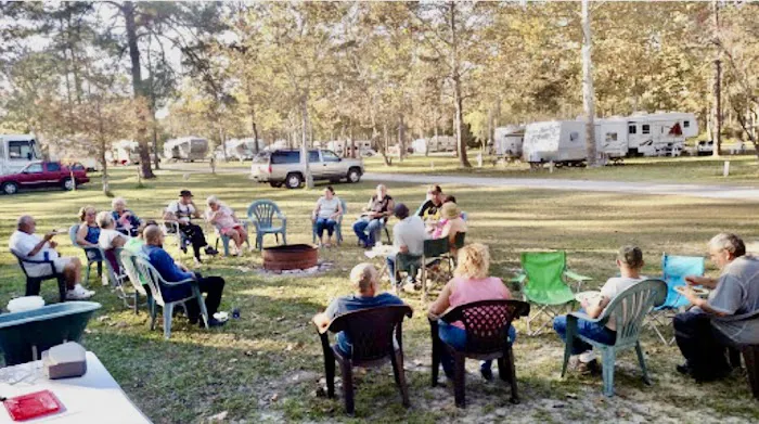 Ben's Hitching Post Campground Picture 8