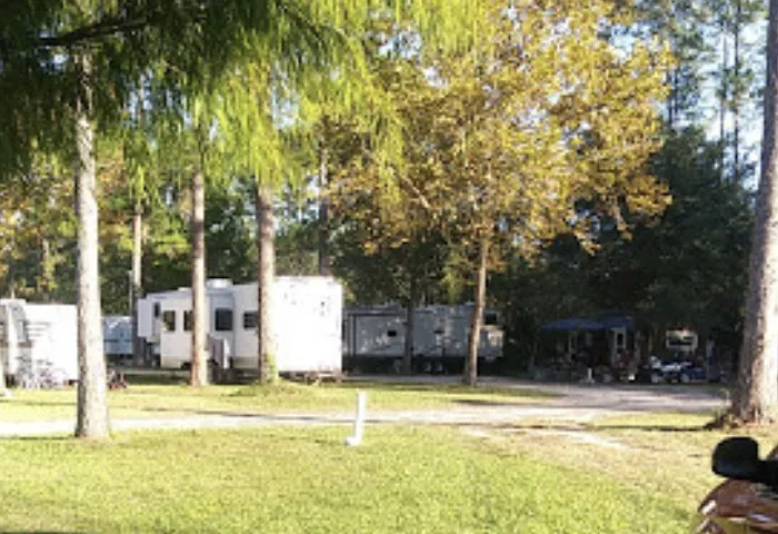 Ben's Hitching Post Campground Picture 1