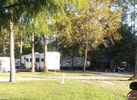 Ben's Hitching Post Campground
