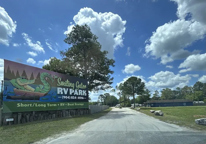 Smiling Gator RV Park and Storage Picture 3