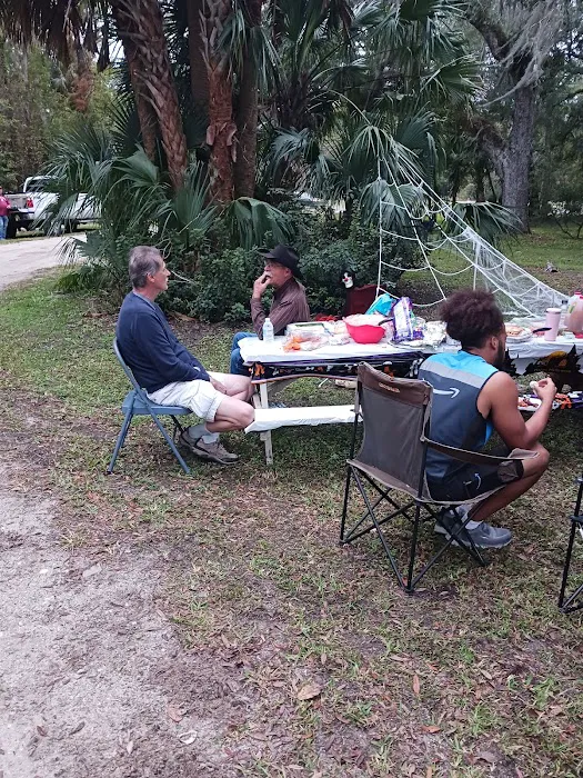 Frog Hollow Mobile Home & RV Court Picture 3