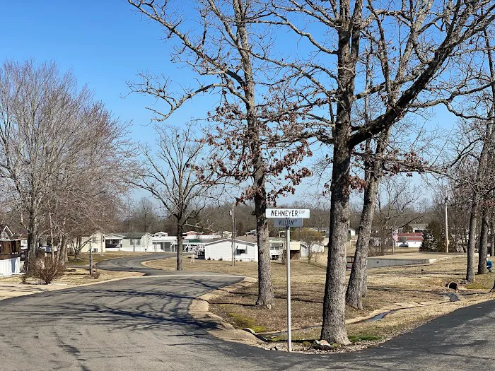 Rolling Meadows Mobile Home Community Picture 10