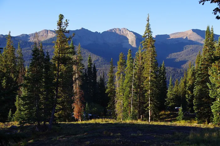 Lake Irwin Campground Picture 9