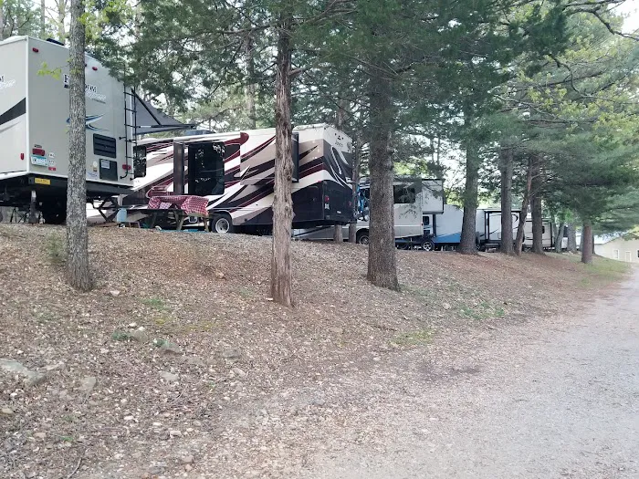 Ozark RV Park and Cabins Picture 7