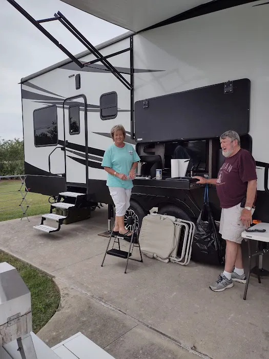 Pandion Ridge Luxury RV Resort Picture 7