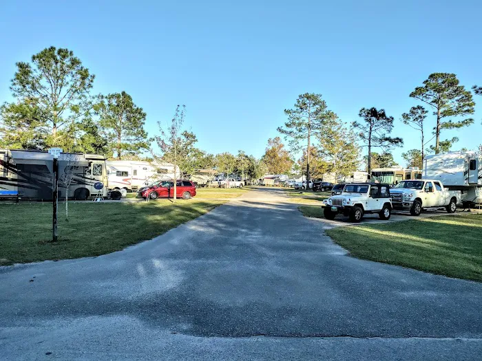 Gulf Breeze RV Resort Picture 2
