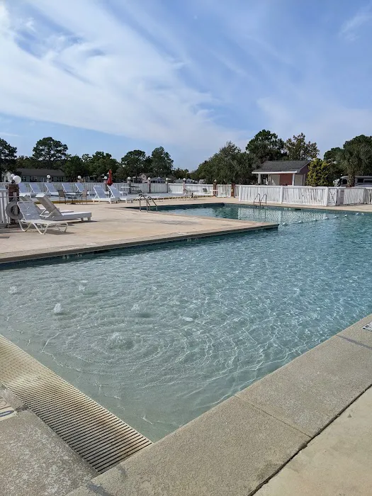 Gulf Breeze RV Resort Picture 10