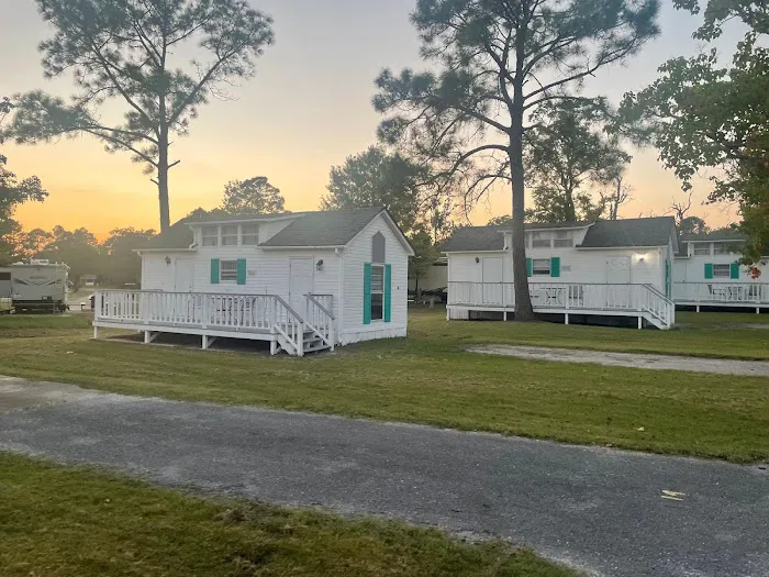 Gulf Breeze RV Resort Picture 8
