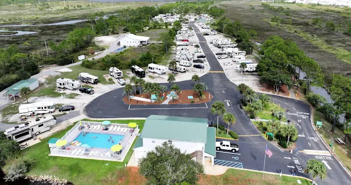 Luxury RV Resort Picture 4