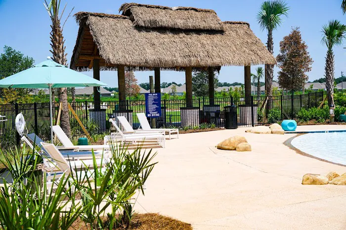 Tropic Hideaway RV Resort Picture 1