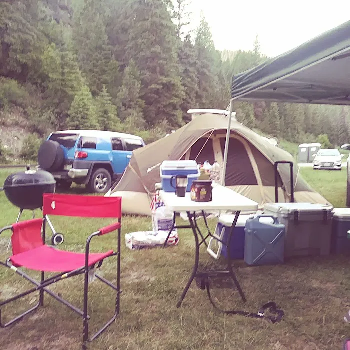 Blue Spruce Campground Picture 5