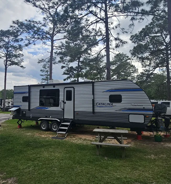 Wilderness RV Park Picture 3