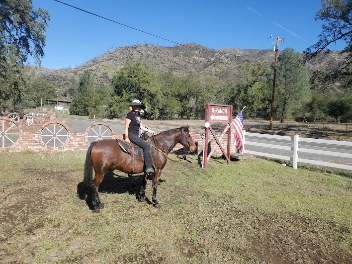 R-Ranch At the Lake Picture 5