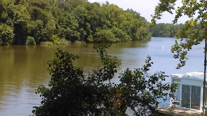 Matthews Landing Picture 6