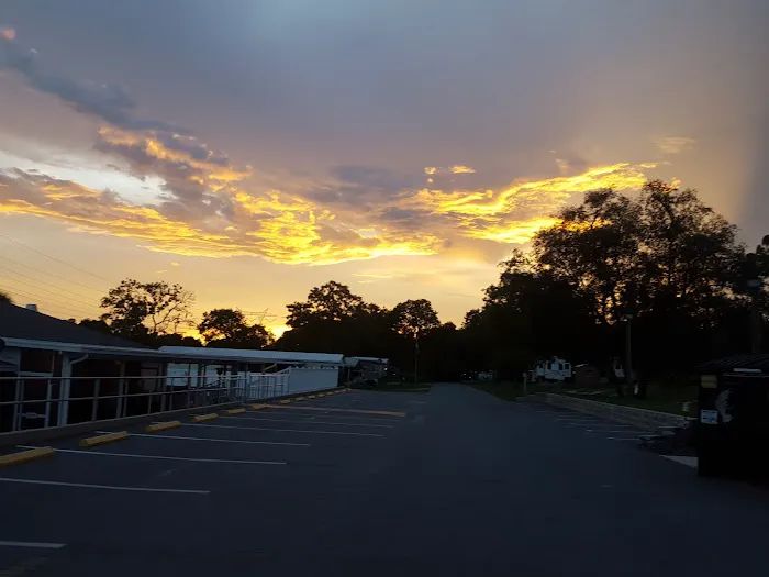 Sandy Oaks RV Park-Mobile Home Picture 2