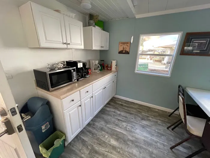 Cedar Breeze RV Park Picture 7
