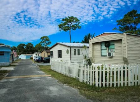Creekside Manufactured Housing & RV Community