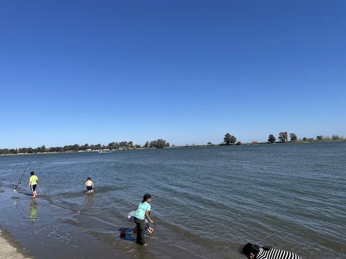 Sandy Beach County Park Picture 1