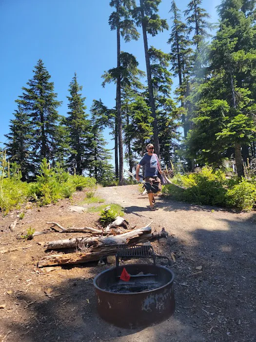 Black Lake Campground Picture 4