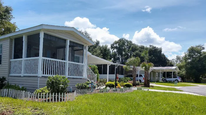 Raintree Village Picture 6