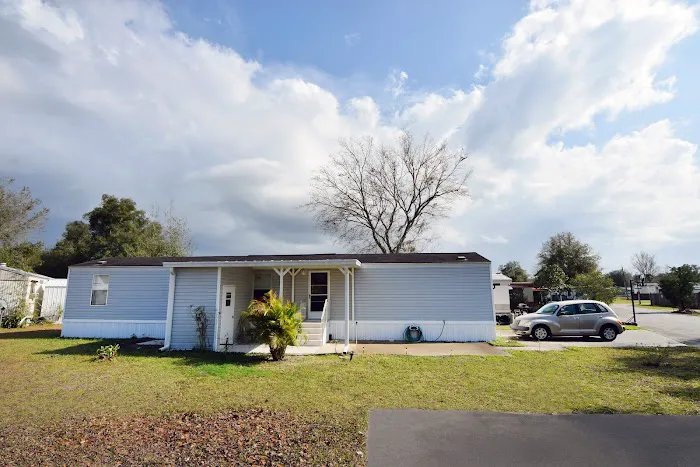 Fernwood Manufactured Home Community Picture 3