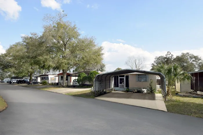 Fernwood Manufactured Home Community Picture 7