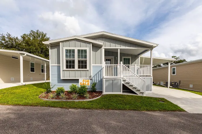 Hawthorne Hills 55+ Manufactured Home Community Picture 10