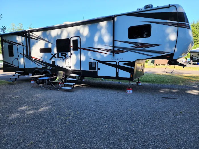 Dairy Creek Camp East Picture 4