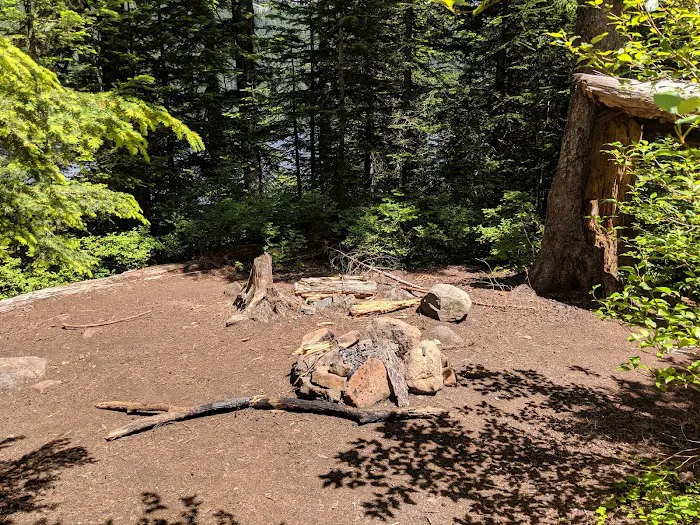 Wahtum Lake Campground Picture 6