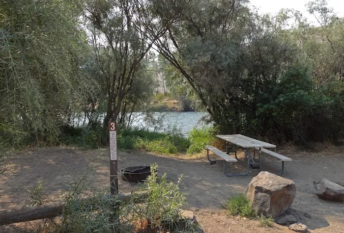 Lmuma Creek Recreation Site Picture 10