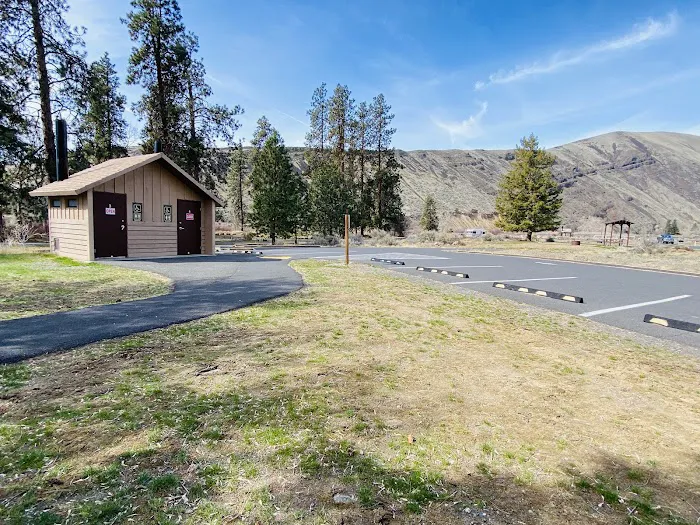 Big Pines Recreation Site Picture 4