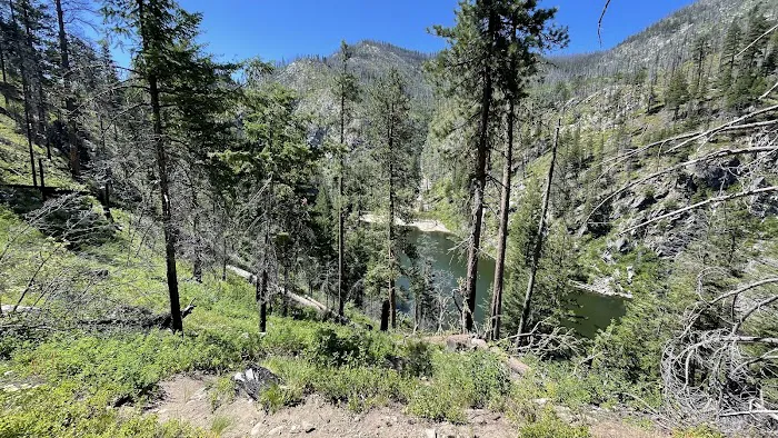 Rock Lakes Campground Picture 2
