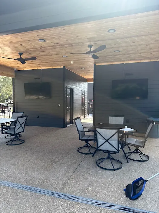 Crow's Nest RV Resort Picture 6