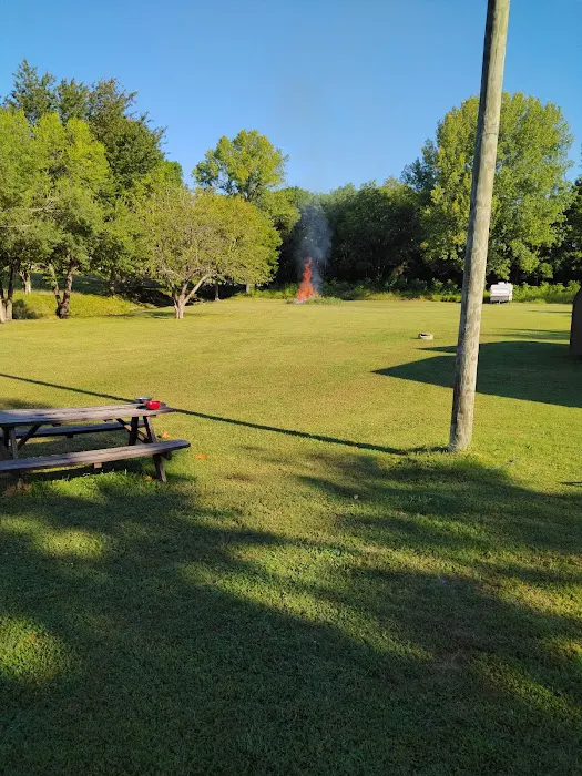 Oak Tree Mobile Home Park Picture 7