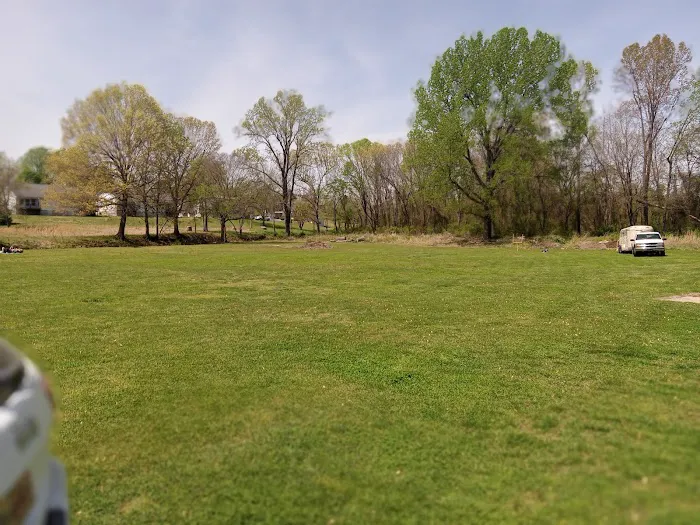 Oak Tree Mobile Home Park Picture 2