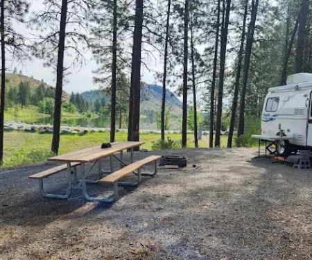 Leader Lake Campground