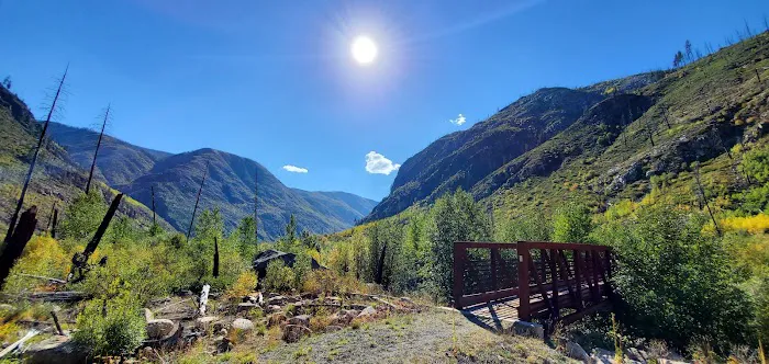 Thirtymile Trailhead Picture 3
