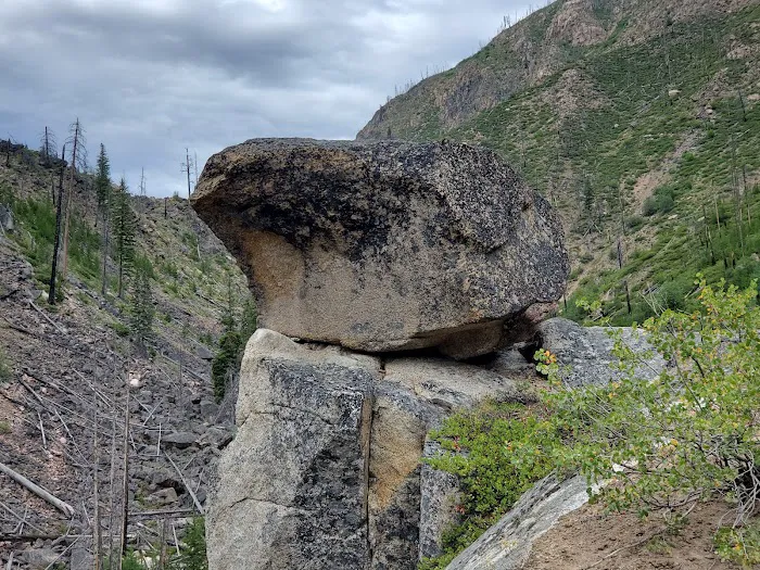 Thirtymile Trailhead Picture 10