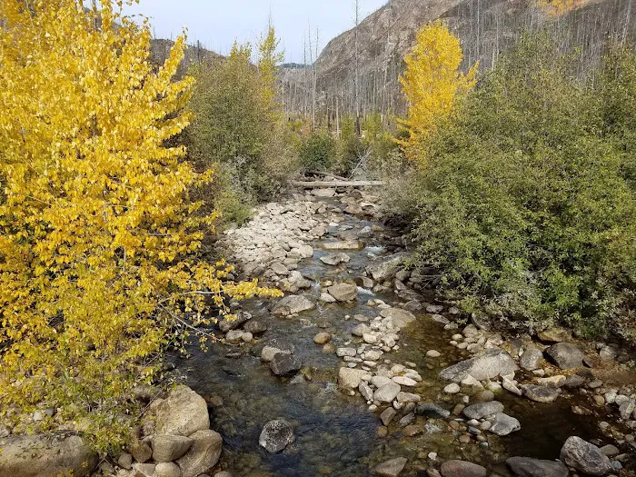 Thirtymile Trailhead Picture 2