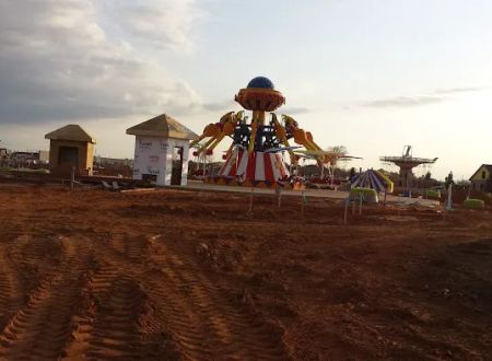 Helen's Mobile Home & RV Park