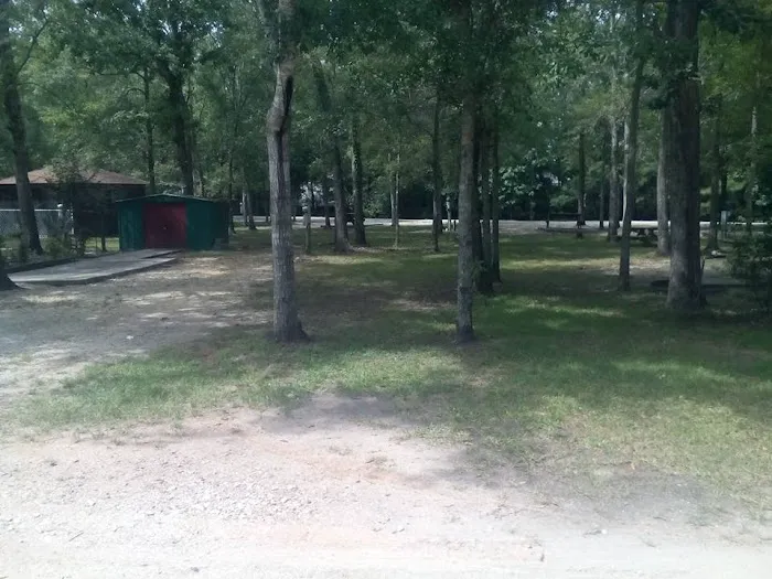 Gulf Coast RV Park Picture 9
