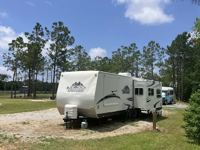 Dead Reckoning Boat Dock & RV Picture 9