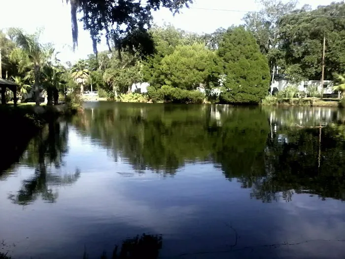 Cedars Lake MH & RV Park Picture 3